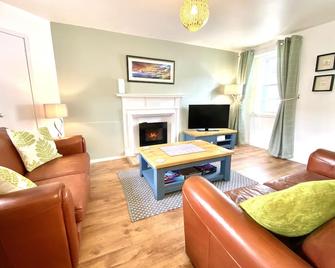 Cosy Apartment - Inveraray - Living room