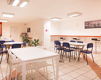 City Residence Avignon - Aviñón - Restaurante