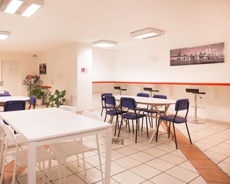 City Residence Avignon - Aviñón - Restaurante