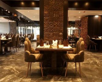 Hotel Noah Spire - Agartala - Restaurant