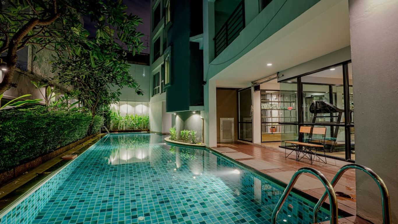 考山和平之地飯店