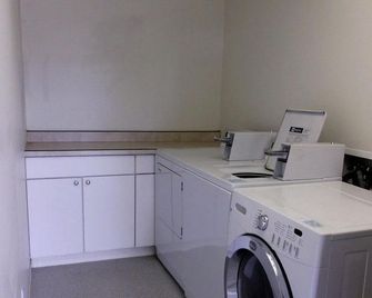 Green Gables Inn - Cody - Laundry facility