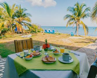 Hotel El Pirata Morgan - Providencia
