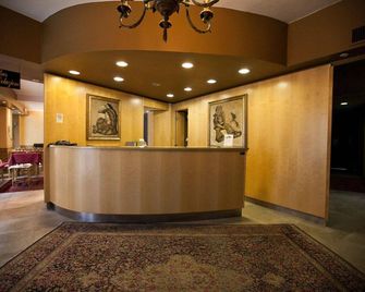 Hotel Rainero - Asti - Ρεσεψιόν