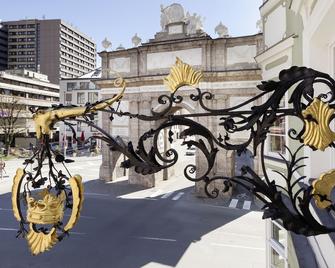 Hotel Goldene Krone - Innsbruck - Building