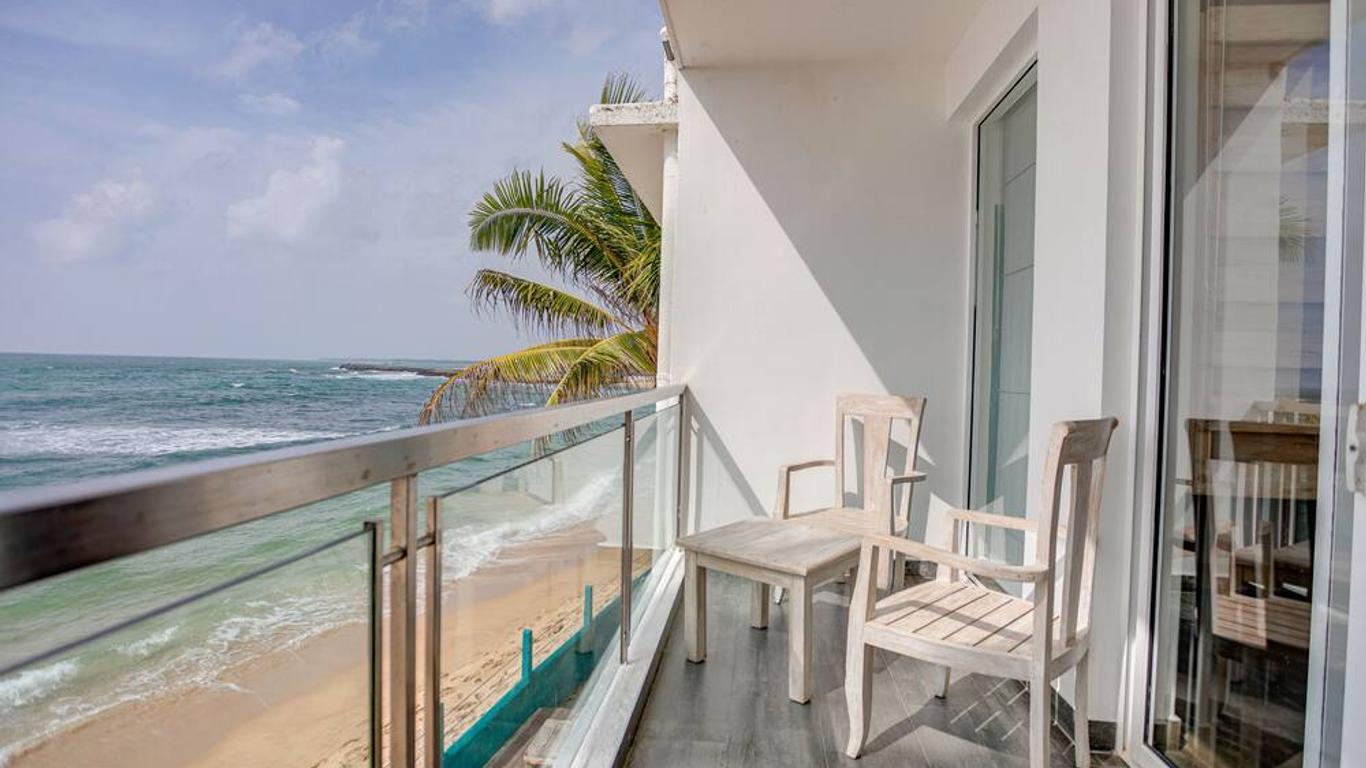 Hikkaduwa Beach Hotel