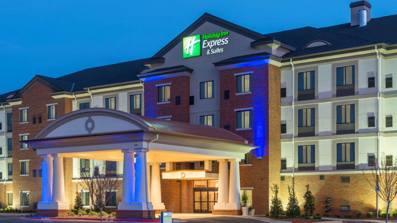 Holiday Inn Express & Suites Norman