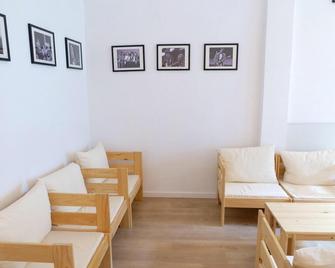 Guitar Hostel - Thành phố Bilbao - Phòng khách