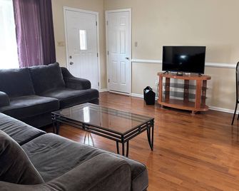 2bdr Suite W/ Bathroom In Horsham, Pa - Horsham - Wohnzimmer