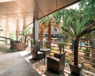 Hiloft Hostel - Sotschi - Balkon