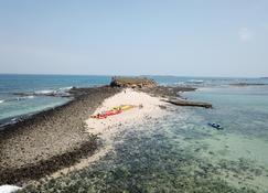 Sanwu Homestay - Magong - Spiaggia