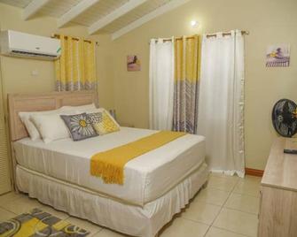 Homestay Villa Montego West Village - Montego Bay - Camera da letto