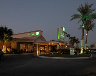 Holiday Inn Al Khobar - Corniche - Al Khobar - Rakennus