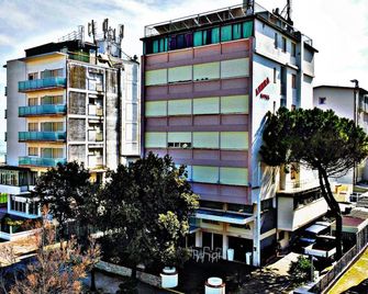Hotel Ambra - Milano Marittima - Edificio