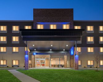 Holiday Inn Express & Suites Muncie Northwest By IHG - Muncie - Budova