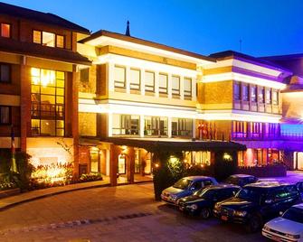 Shangri La Hotel - Kathmandu - Toà nhà
