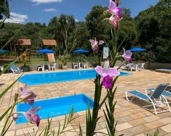 Villa Das Aguas - Monte Alegre do Sul - Piscina