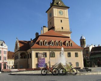 Rami House Central Double Rooms - Braşov