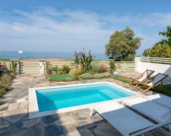 Sea and Sun Luxury Pools' Villas - Zagora - Piscine