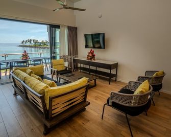 Taumeasina Island Resort - אפיה - סלון