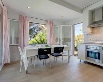 Can Alvaro - Las Salinas - Comedor