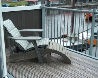 Summio Havenresort Terherne - Terherne - Balcón