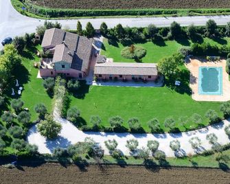 Agriturismo Casale Le Selvette - Perugia - Vista del exterior