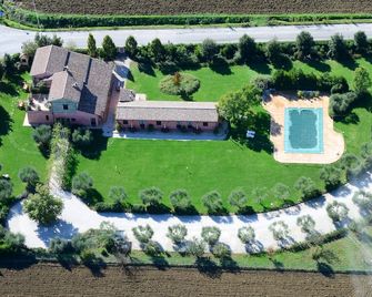 Agriturismo Casale Le Selvette - Perugia - Vista del exterior