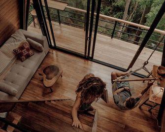 re:center - Cobano - Вітальня