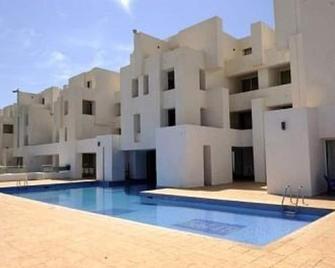 El Marsa - Staoueli - Piscine