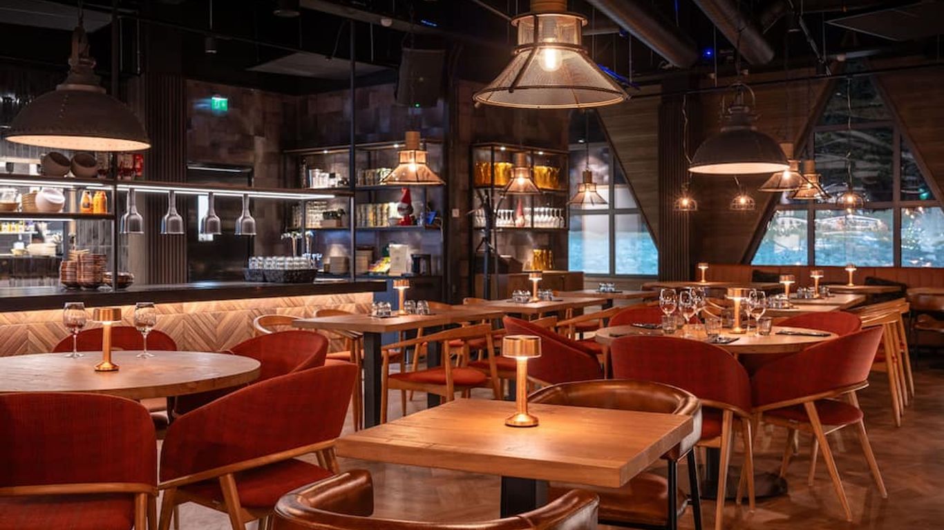 Kuukkeli Log Houses Teerenpesä