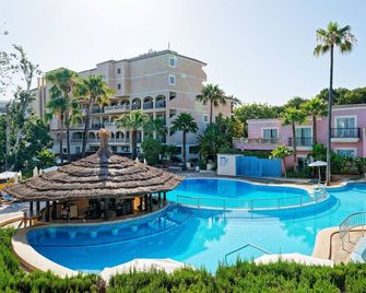 R2 Lago Playa Park - Cala Ratjada - Pool