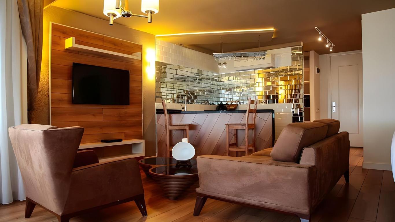 Melek Hotels Moda