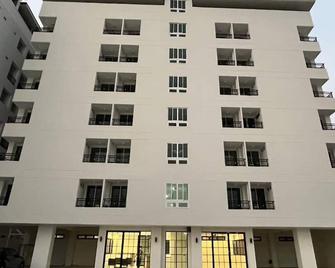 Pkk Hotel Residence - Bang Phli - Building