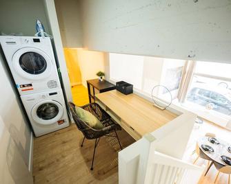 Urban Elegance 3bdr Apartment Bsh - Rotterdam - Laundry facility