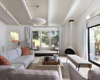 Lux Private Modern Villa With Pool Spa & Dogs Ok - Calistoga - Stue