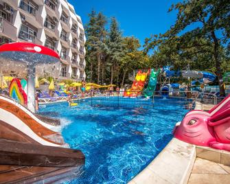 Prestige Hotel & Aquapark - Golden Sands - Pool