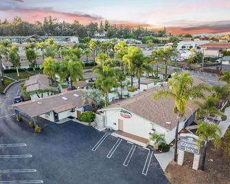 Fallbrook Country Inn - Fallbrook - Outdoor view