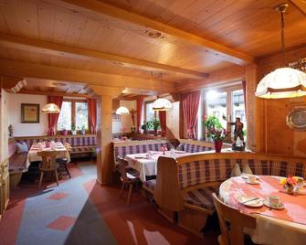 Pension Eichenheim - ווסטנדורף - מסעדה