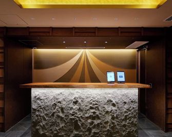 Minn Kanazawa - Kanazawa - Front desk