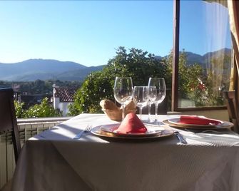 Hostal Cerezo - Guadalupe - Balkon