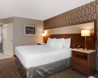 Best Western Plus Commerce Hotel - Commerce - Slaapkamer