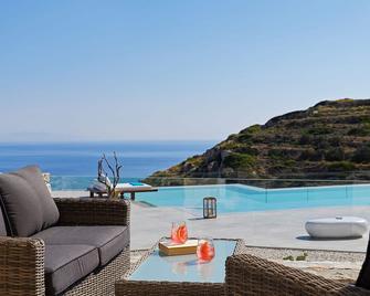 Avaton Folegandros - Folegandros - Pool