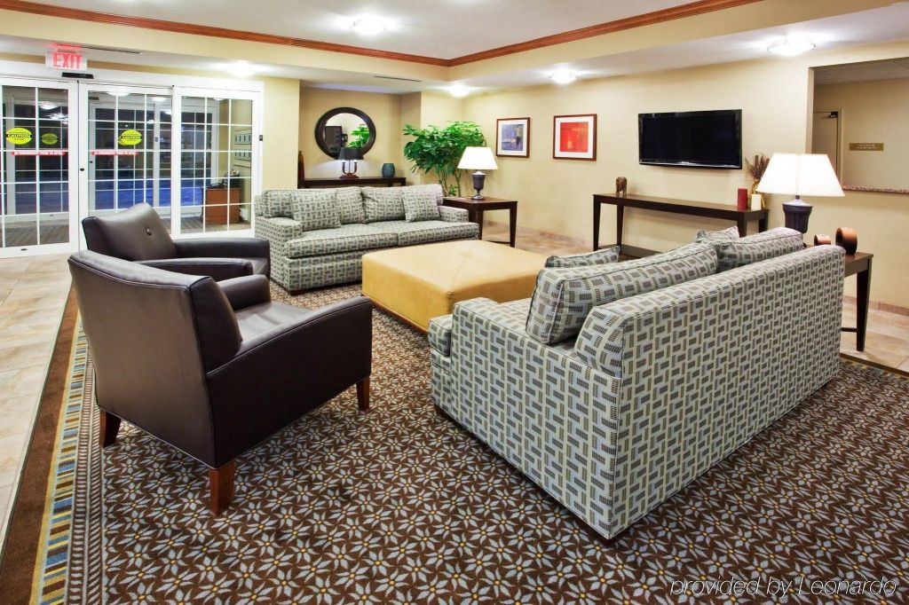 Candlewood Suites Kalamazoo By IHG thumbnail 3