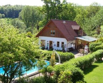 Detached Home in Germany with Loggia - Brakel - Building