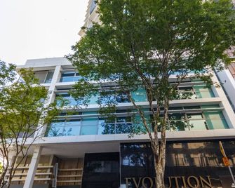 Evolution Apartments - Brisbane - Building