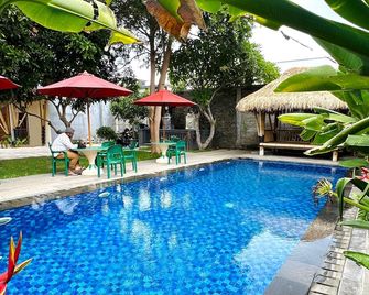 Vamana Bangsal - Gili Trawangan - בריכה