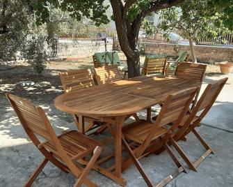 La Lenzerina Casa Indipendente Con Giard - Cura Nuova - Patio