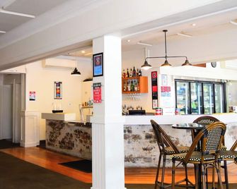 Grafton Hotel - Grafton - Bar