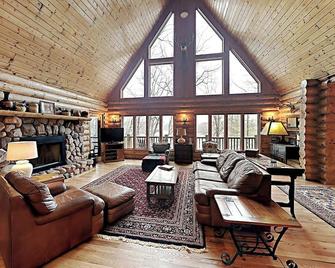 Seven Oaks - Stone Lake - Lounge
